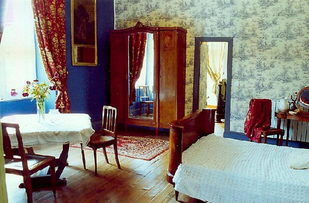 Chambres D'Hotes Du Chateau De Saint Sulpice La Sauvetat-sur-Lède Habitación foto
